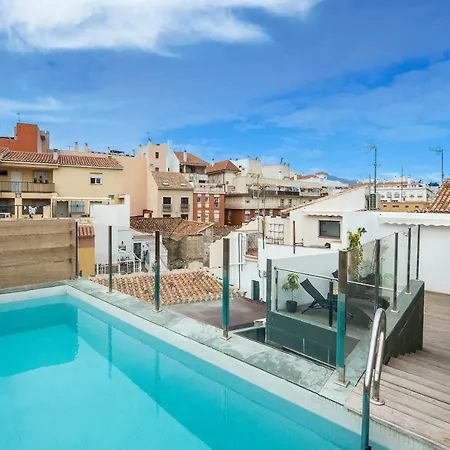 Apartment New -shared Pool & Solarium- 1a Malaga